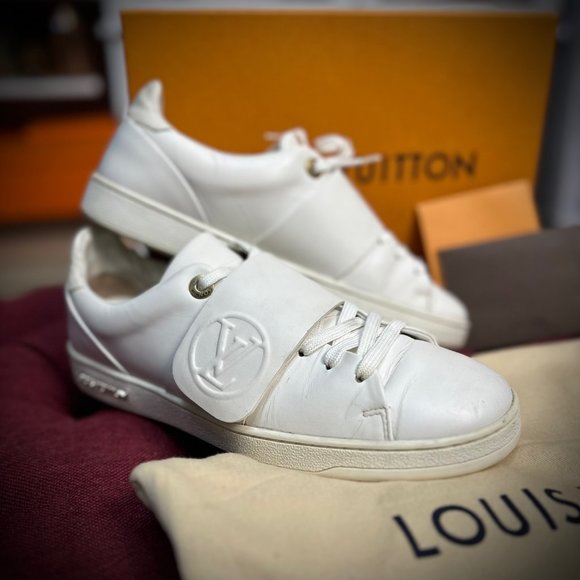 Louis Vuitton Sneakers- Size 39 - Picture 1 of 16